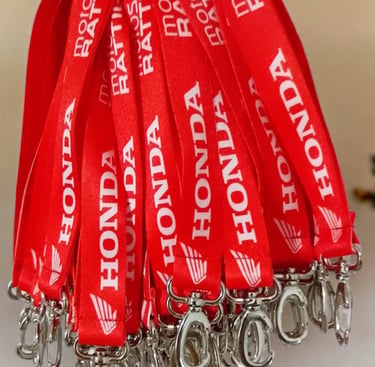 Fabricación propia de cintas lanyards