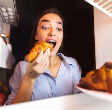 eating at odd hours-common mistakes most make in their diet