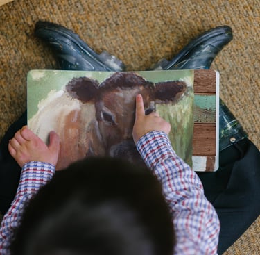 illustration personnalisée fovassit : livre d'enfant avec un dessin de vache