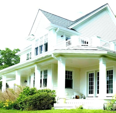 "Exterior house painting in Marshfield, MA.by professional painter"