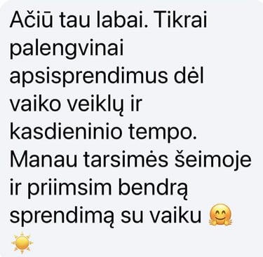 atsiliepimas baltame fone