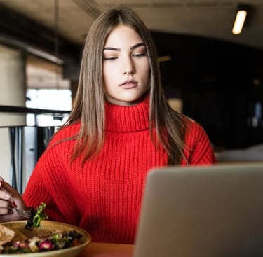 Estresse afetando a alimentação de forma inconsciente no dia a dia
