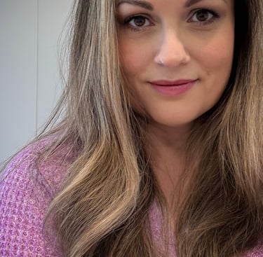 Photo of author Samantha Lovelock