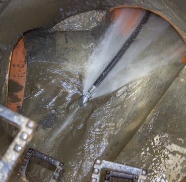 hydro jetting a large clogged pipe