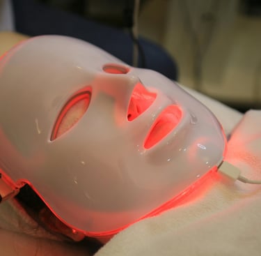 Red Light therapy treatment mask
