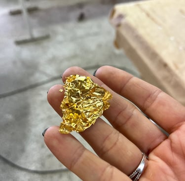 feuille d'or pour pierre tombale