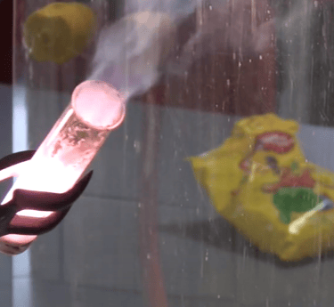 Screaming jelly babies exothermic reaction