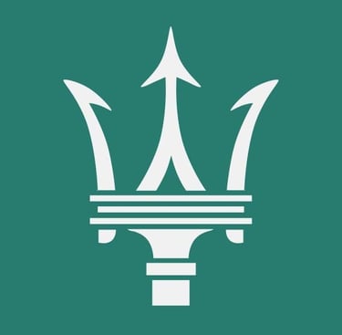 Logo Maserati bianco con sfondo verde smeraldo maratona racing