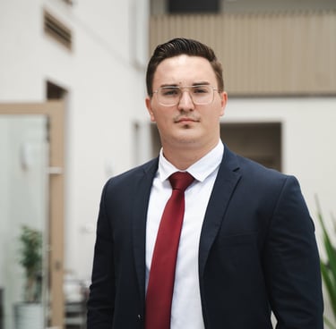 Steven Brester – stellvertretende Beratungsstellenleitung bei DSM Office Passau, Ihr Ansprechpartner für Buchhaltungsfragen