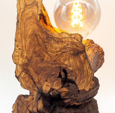 Lampe en bois d'olivier artisanale, unique,  idée cadeau très originale