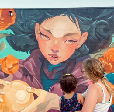 Aurora - arte público en Houston, muralismo, street art, arte callejero por Ona Salvador