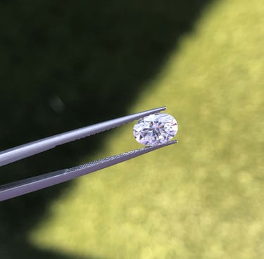 Moissanita 1ct (proporcionada por el cliente)