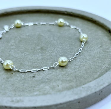 pulseira em prata 925 com detalhes em imitação de pérola