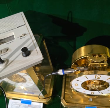 Atmos Clock Electronic Regulation
