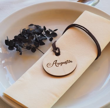 Chez Mathilde - Médaillon en bois personnalisé