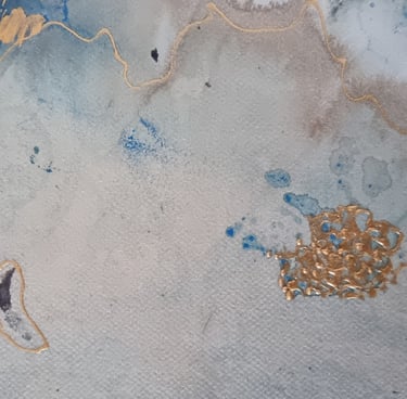 détail d'un tableau représentant la surface de l'eau agrémentée d'un fil doré