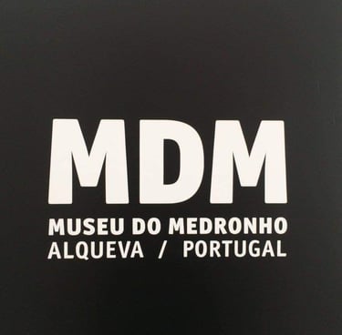 logo do museu do medronho