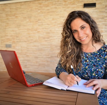 abogada y dueña de Cifuentes Legal, Jenifer Cifuentes