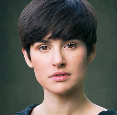 a woman with a black shirt and a black shirt