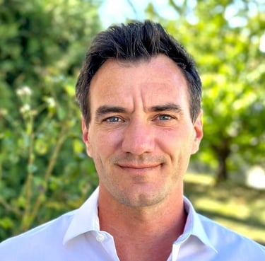 Sébastien FLAMENS - Lyon - Hypnothérapeute / Hypnose, PNL, DNR / EMDR / Mouvements oculaires