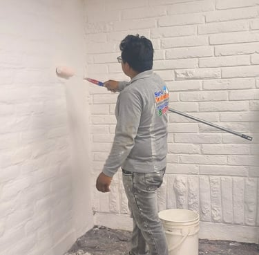 pintor de casas serviacabados trabajando cerca de tí en Quito