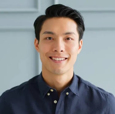Robert Li is the fulfillment coordinators of NovaTekDeals