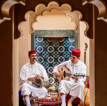 Riad de luxo Marrakech, hospedagem tradicional Marrocos, turismo de luxo para brasileiros.
