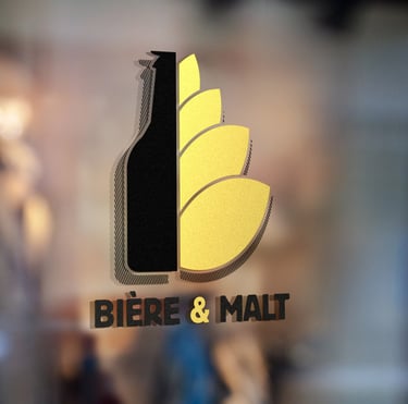 Logo Bière & Malt sur surface vitrée 
