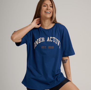 Camisa feminina oversized para academia