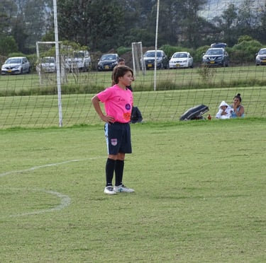 FUTBOL SIMON HERRERA DEFENSA CENTRAL. CONTENCION. LATERAL