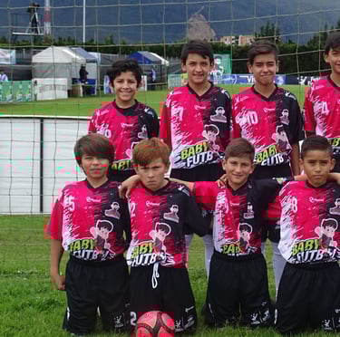 FUTBOL SIMON HERRERA DEFENSA CENTRAL. CONTENCION. LATERAL