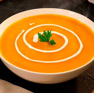 Esta deliciosa crema de ahuyama es facil de hacer y muy nutritiva, además se ve muy linda en tu mesa