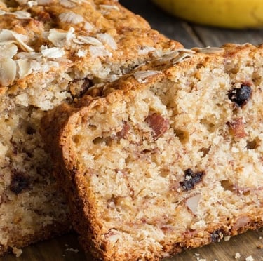 Budín de vainilla con frutos secos