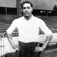 Walter Tull footballer and WW2 hero