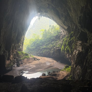 the rear entrance to Hang En cave, ke bang national park Vietnam