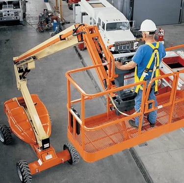 Plataforma elevatória JLG MONDULAR Araxá