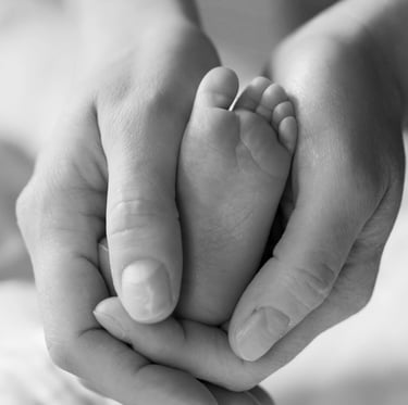 újszülött fotózás bicske családi fotózás bicske kismama fotózás