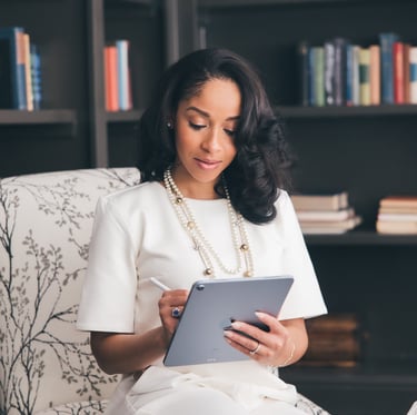 Online Business Management Specialist Saisha Ishag-Osman