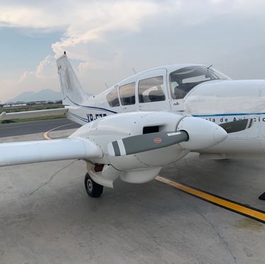 1978 Piper 23 250 Aztec