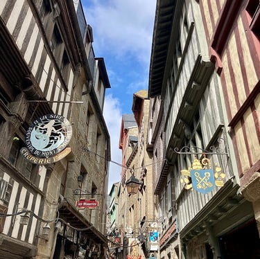 Rue principale du Mont-Saint-Michel