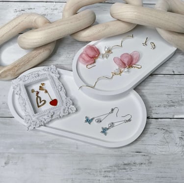 Boucles d’oreilles femme modernes et lumineuses. de My Beauty Boutique Chic