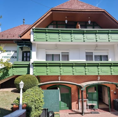 luxuriöse Pension mit integriertem Restaurant direkt am Balaton!
