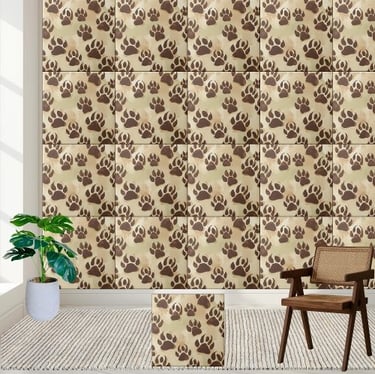 Brown Bear Paw Print Pattern Tile