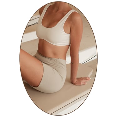 Ćwiczenie wzmacniające na reformerze pilates