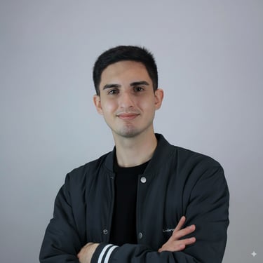 Imagem de um consultor de marketing digital.