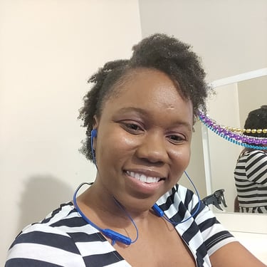 a woman with a headphones on her headphones
