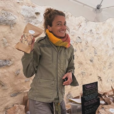 Ariana Living the Dream from marketing to Valbonne market