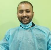 dr. sachin bansal senior orthodontist at peoples dental clinic greater noida