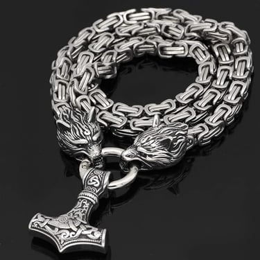 Men Viking Wolf Head Pendant Necklace . Heavy Duty Stainless Steel Chain