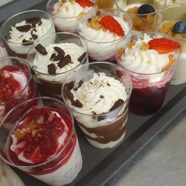 Plateau de Petits Fours Sucrés "Verrines"